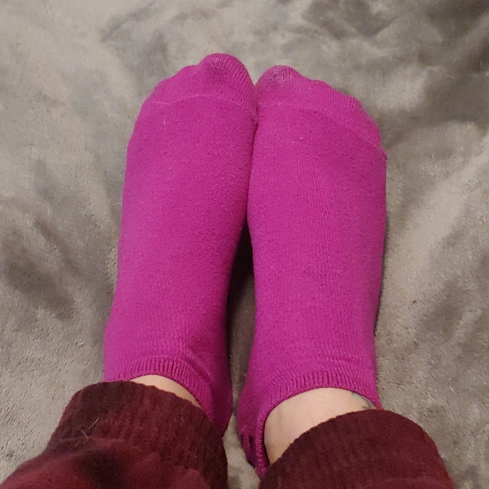 Magenta solid color sock